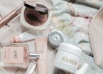 The Ultimate Wedding Day Emergency Kit for Any Disaster