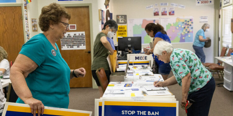 Kansans Fiercely Debate the First Post-Roe Vote on Abortion