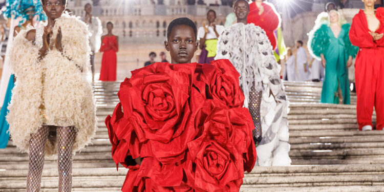 Valentino’s Roman Marvels – The New York Times