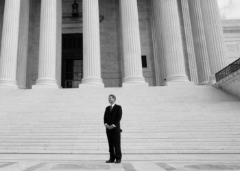 Opinion | If Only John Roberts Would Retire