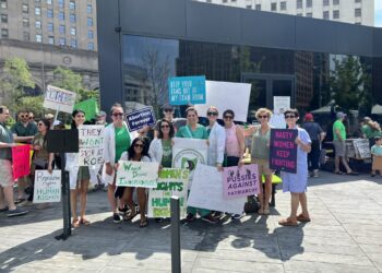 Doctors Protest Ohio Six-Week Abortion Ban: ‘Greatest Assault on Women’s Rights in Our Lifetime’