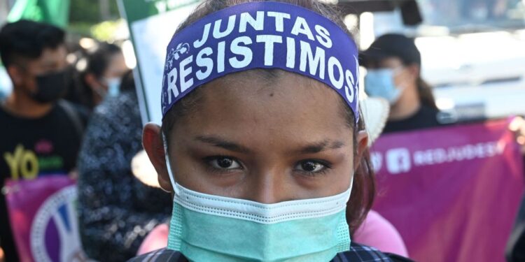 Abortion Providers From Around the World Share the Dangers of Practicing Under Bans