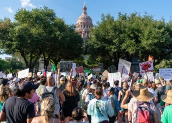 Texas Sues Biden Administration: How EMTALA Prevents ‘Patient Dumping’ in a Post-Roe World