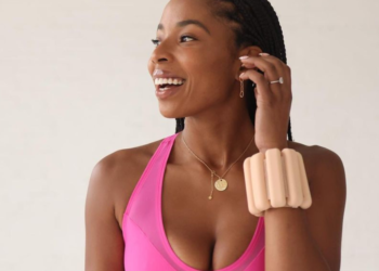 5 Inexpensive Ways To Become a Pilates Girl at Home