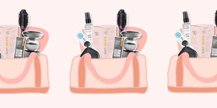 10 Gym Bag Essentials a Fitness Trainer Always Has