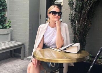 12 Things I Wish I Could Tell My Single Self