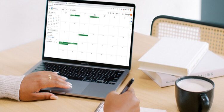 Time Blocking: The Productivity Method Successful Women Swear By