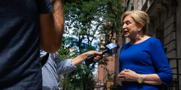 Carolyn Maloney’s Campaign Pitch: A Man Can’t Do My Job