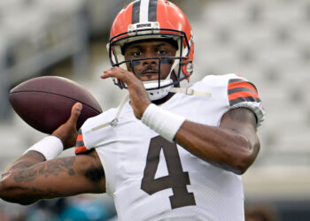 Deshaun Watson Apologizes as Suspension Is Under Review