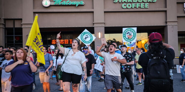 Unionized Starbucks Employees Fight for Abortion Care Benefits