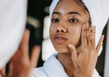 5 Dermatologist-Approved Tips for Dealing With Eczema