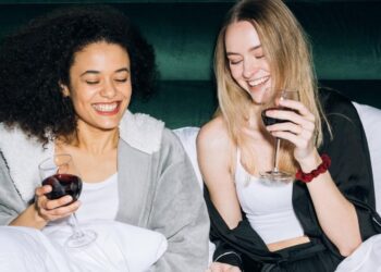 10 Cheap Date Ideas That Are Still Romantic AF