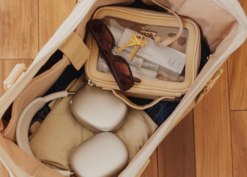 10 Items You Always Need to Pack In Your Personal Item