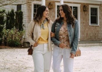 How To Plan a Girls’ Trip Without Ruining Your Friendships