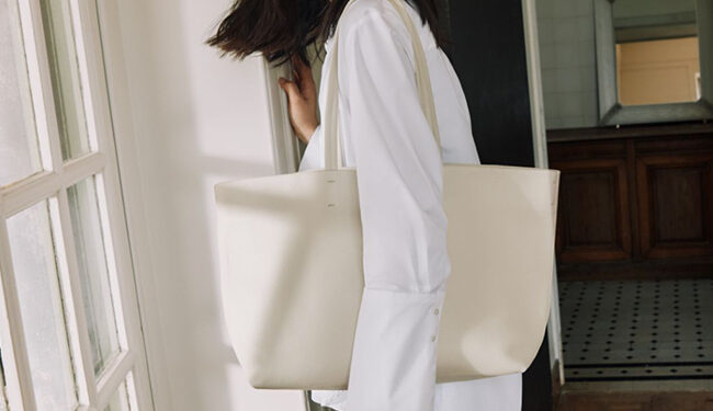 Our Honest Review of the Cuyana Easy Tote
