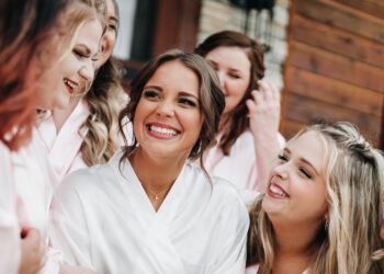 Wedding Morning Ideas to Try With Your Bridal Party