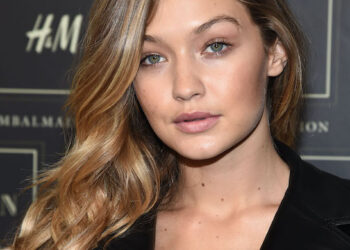 Why Won’t My Hair Hold Curls? Here’s The Answer