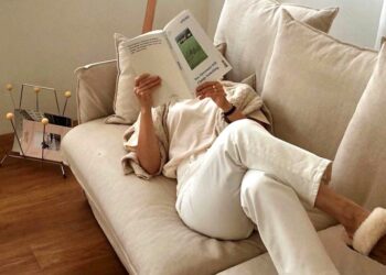 6 Things You Need for a Cozy Night In