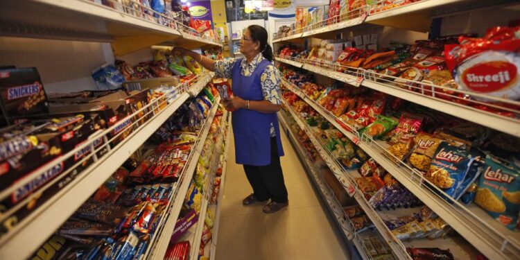 2 minute readSeptember 15, 20224:30 AM GMT+5:30Last Updated 2 months ago Women's participation in Indian workforce low due to gender discrimination -Oxfam Reuters A worker arranges food packets inside a retail store in Kolkata A worker arranges food packets inside a retail store in Kolkata .
