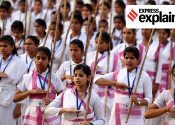 A foot march by the RSS women's wing in Lucknow in May 2022.