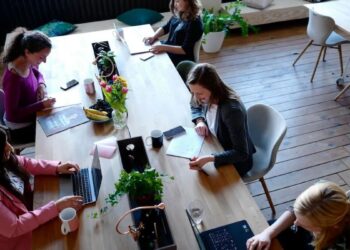 Not many to follow: A barrier to women in business