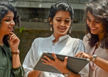 Gender Pay Parity: 37% Indian Working Women Get Paid Less Than Men, Suggests Report