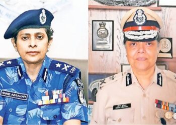 Annie Abraham (left) has been made IG of the Rapid Action Force (RAF), the specialised anti-riots unit. Seema Dhundia has been posted as Bihar sector IG.