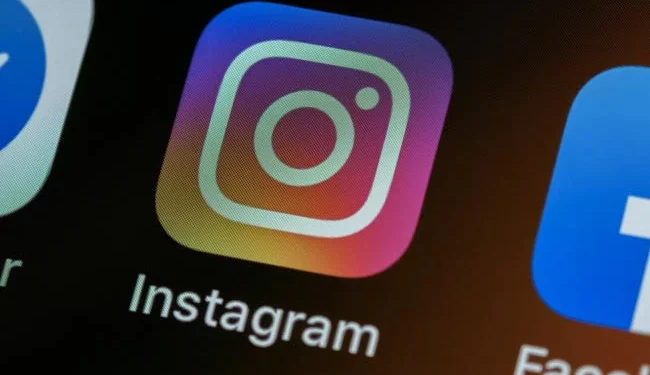 The gang used fake profiles on platforms like Instagram to catch their targets.