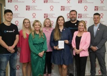 Olight 2023 Breast Cancer Charity Campaign: Illuminating Hope with Breast Cancer Foundations Across the Worldwomenindia